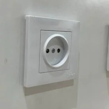 پریز برق ساده بکر مدل آسان با گارانتی
